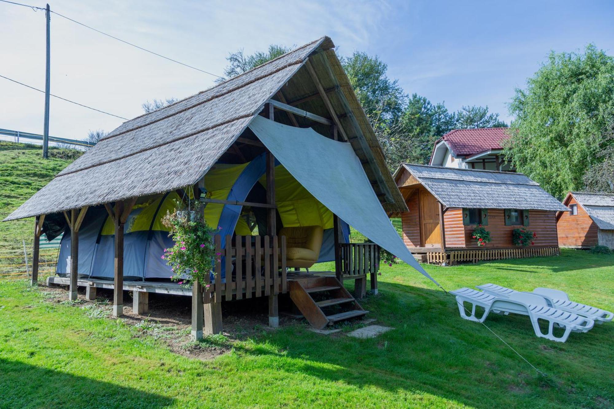 Camping Silva Hotel Лютомер Екстериор снимка